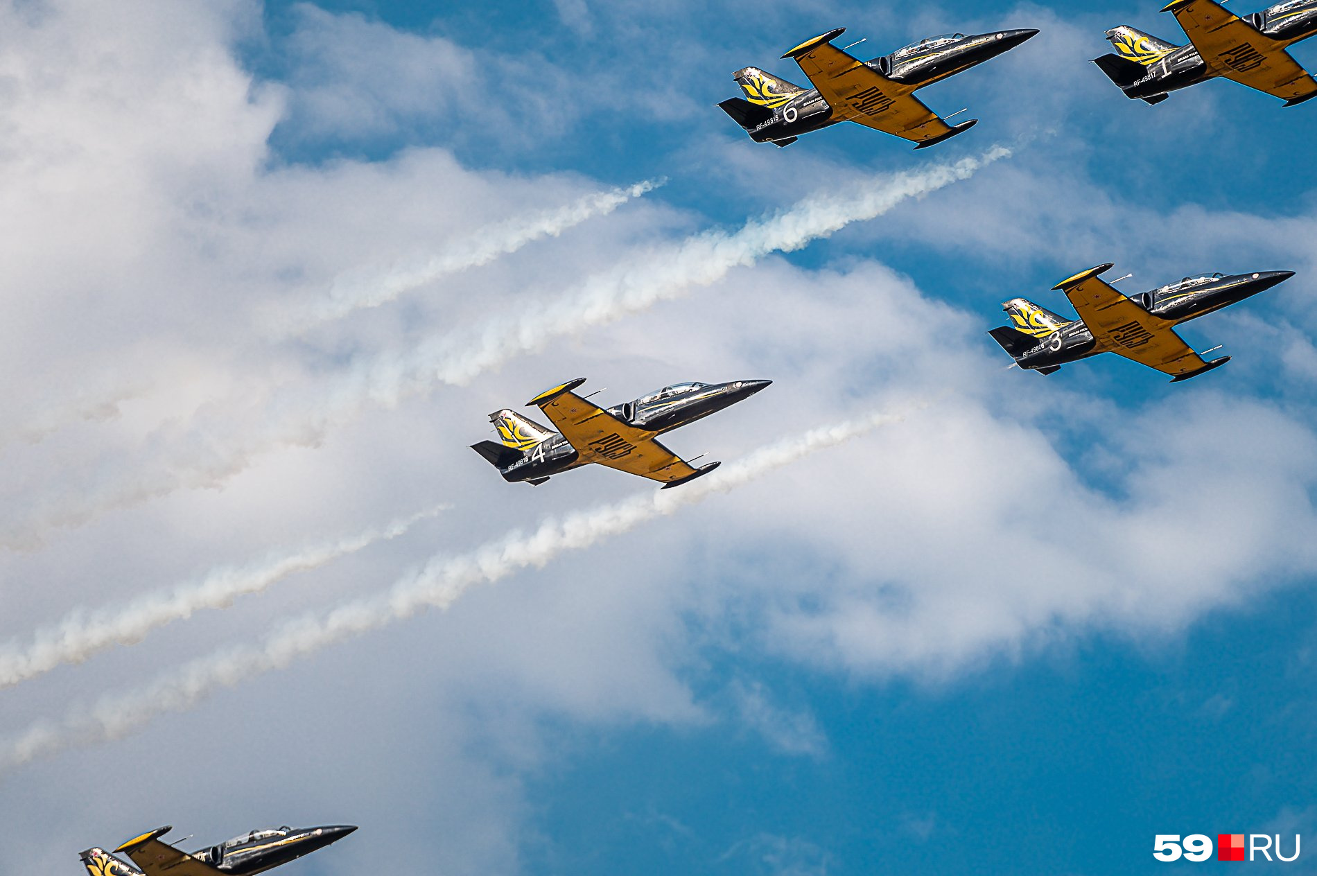 А вот и группа «Русь»