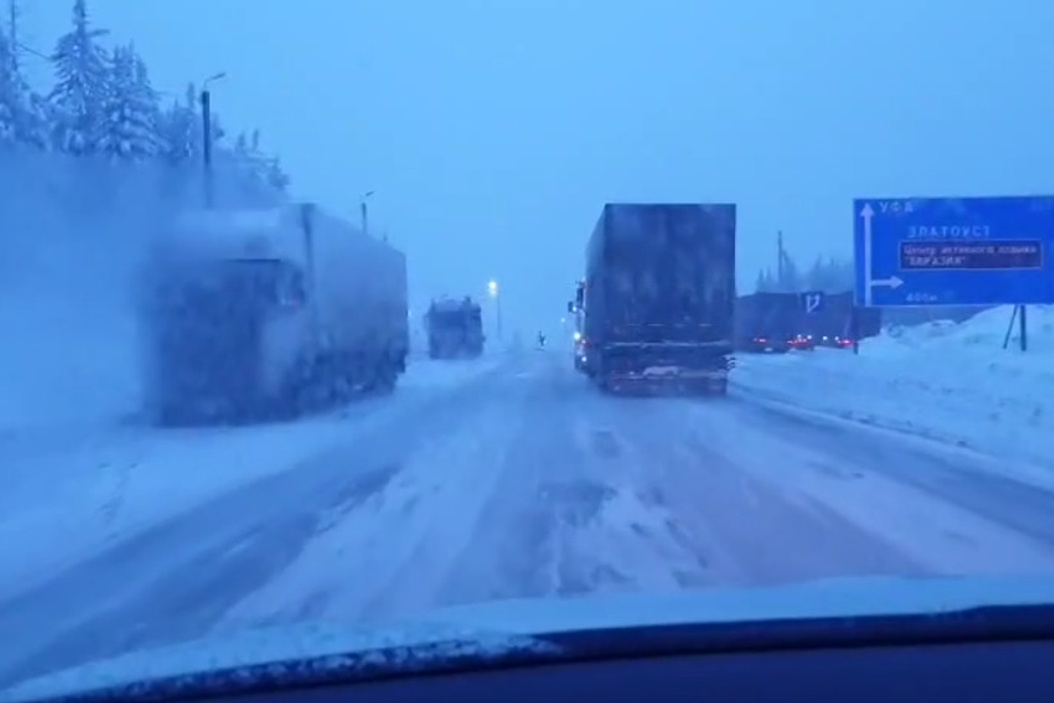 Гор больница куса. Куса улица ленина. Куса больница. Детская поликлиника куса. Куса больница.