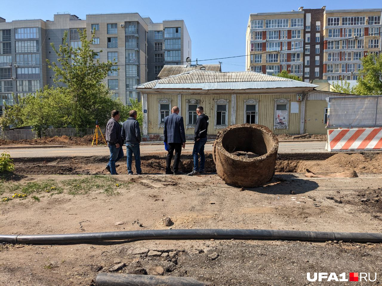 Эти огромные детали в половину человеческого роста выглядят устрашающе