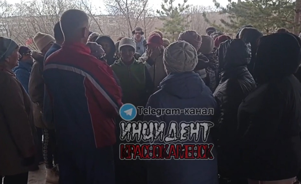 Автобус для митинговавших дачников в Краснокаменске пообещали запустить к маю