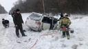 «Двое госпитализированы»: пять человек пострадали в ДТП на дороге в Сибири — фото с места аварии