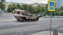 Жителей Ростова предупредили о военной технике на улицах: всё о попытке вооруженного мятежа в России (онлайн)