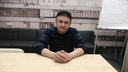 «Это герой». Екатеринбуржцы требуют наградить мужчину, который спас детей из квартиры на Эльмаше
