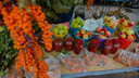450 рублей за килограмм: смотрим, сколько стоят ягоды на Маргаритинской ярмарке в Архангельске