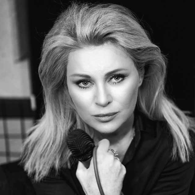 «Хватает, только чтобы седину закрасить»: певица Вика Цыганова пожаловалась на маленькую пенсию
