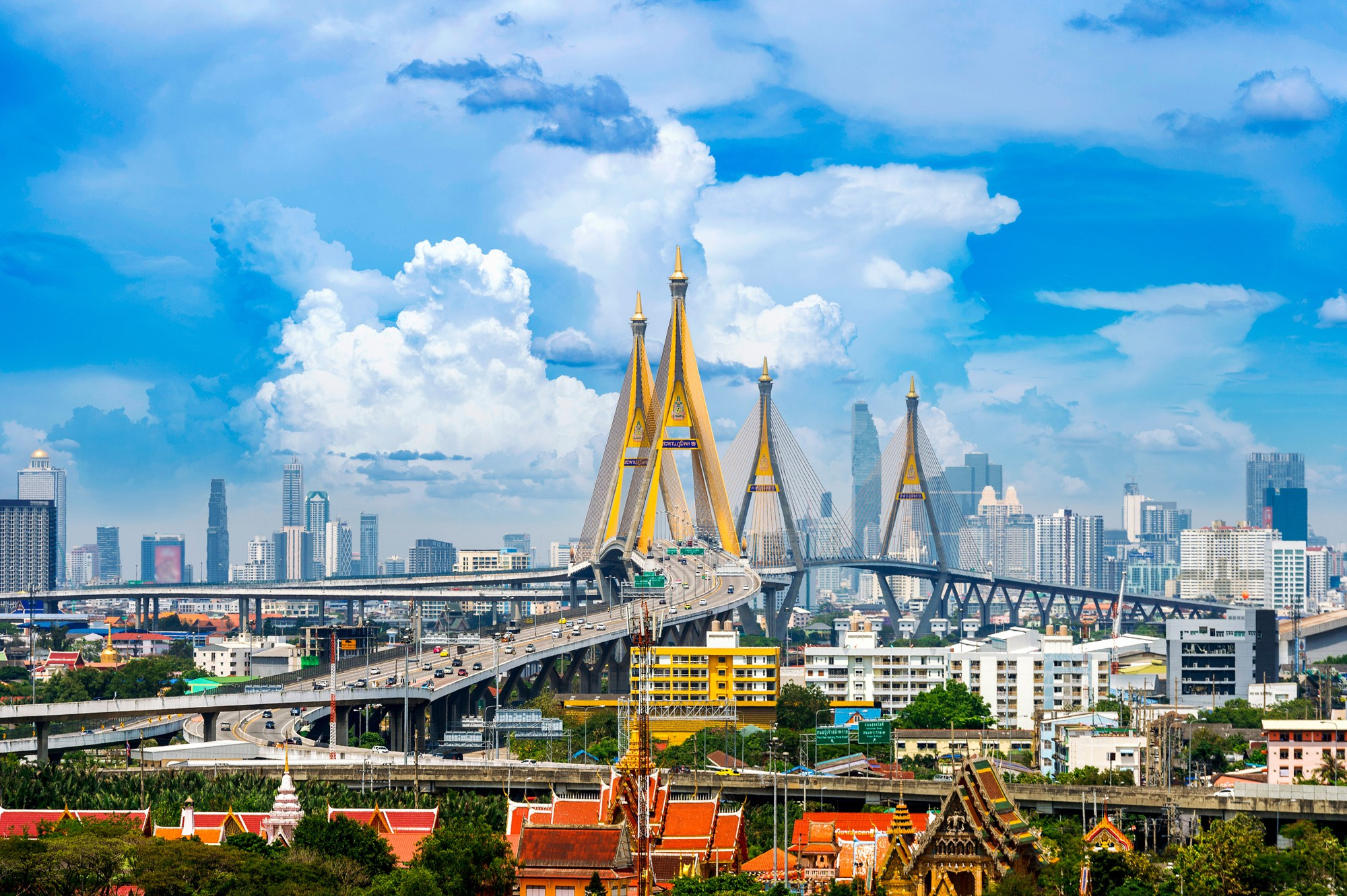 Бангкок сингапур. Бангкок мост автомобильный. Таиланд Недвижка. River Heaven Charoen Krung Бангкок.