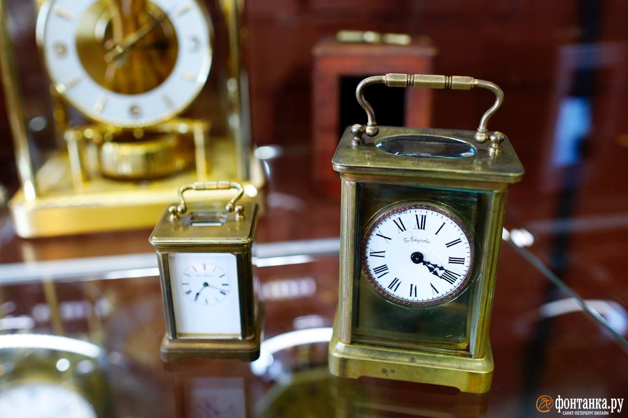 Верни часы обратно. Коллекция часов. Коллекция дорогих часов. Восстановление часов. Раритет 1890 год.
