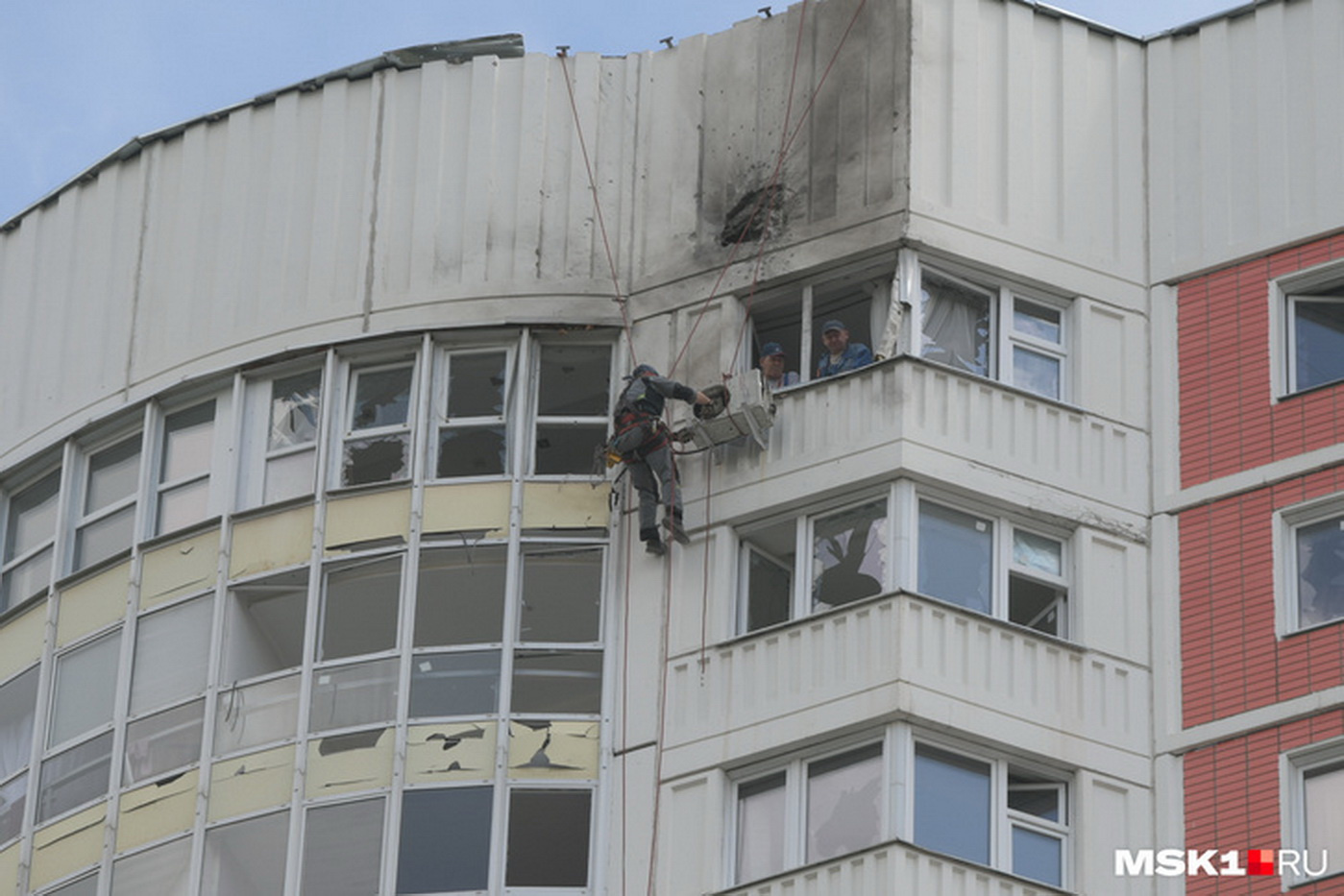 Местные жители рассказывают про атаку беспилотников в Москве и Подмосковье  - 30 мая 2023 - ФОНТАНКА.ру