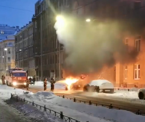 Кадр из видео в <a href="https://vk.com/spb_today" class="io-leave-page _" target="_blank"><br />ДТП и ЧП | Санкт-Петербург | Питер Онлайн | СПб</a>