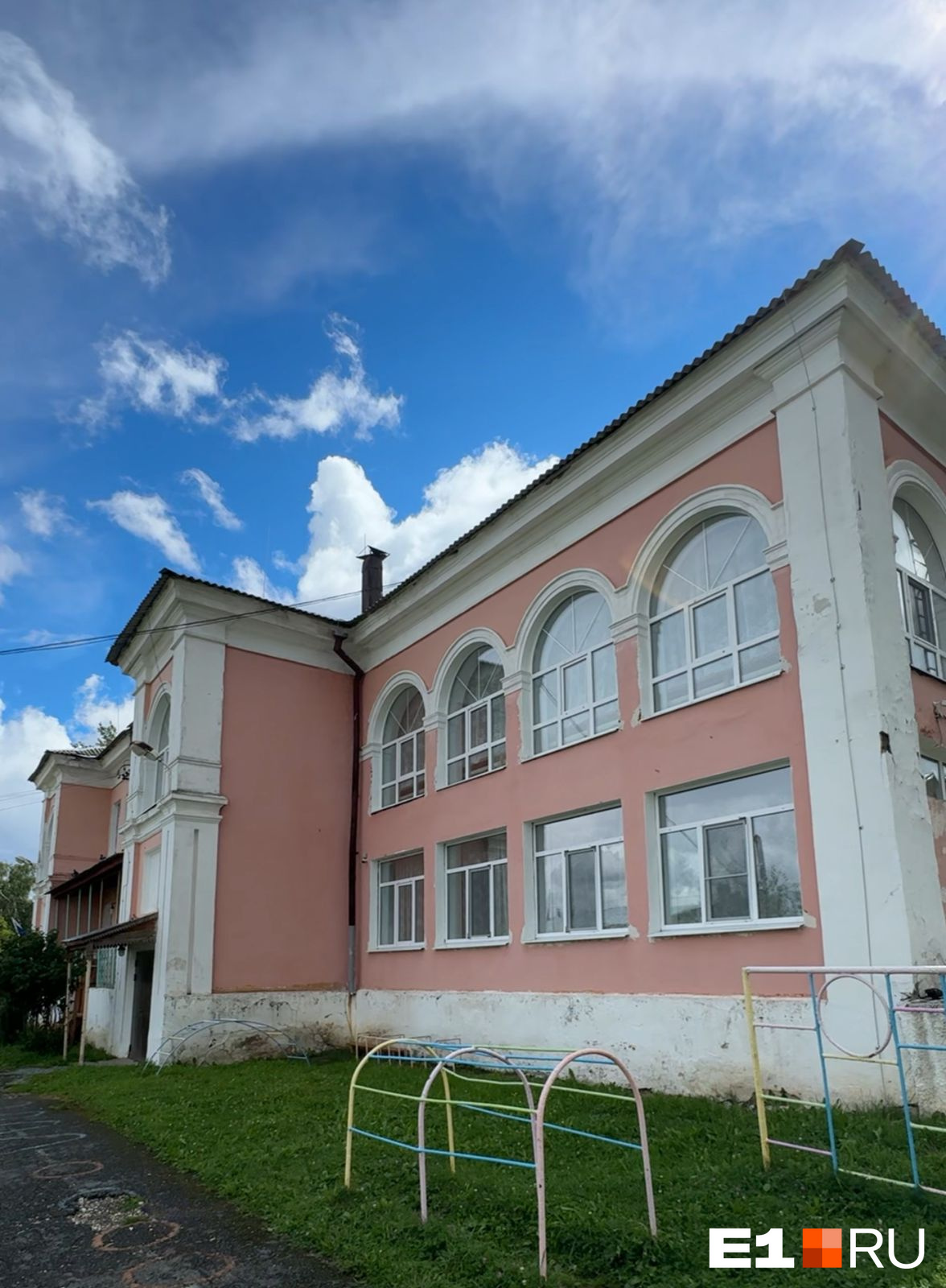 На Урале чиновники решили закрыть уникальный детский сад. Причина — «низкая рождаемость»