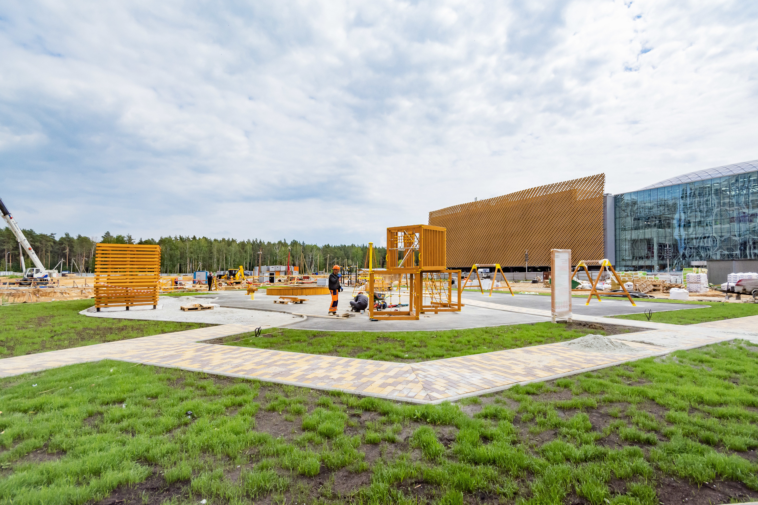 курск европа централ парк. жк втб арена парк москва. туристско- рекреационный комплекс сочи. на территории самого комплекса. дальневосточного федерального университета на острове русский.