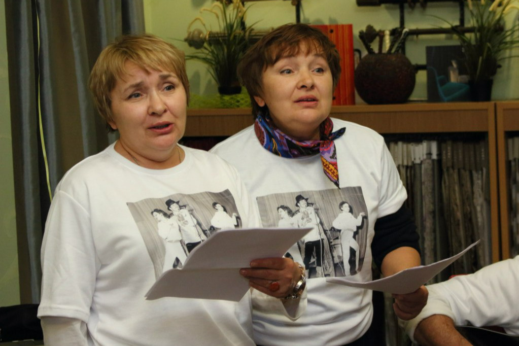 Сестры Татьяна Камоза и Светлана Филанович (справа)
