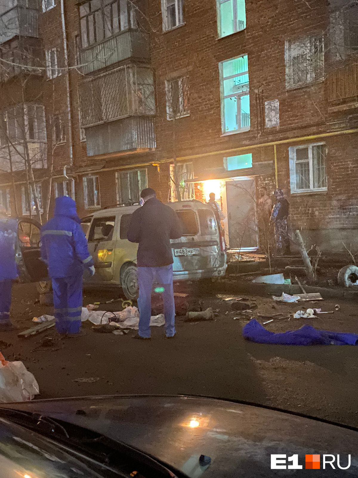 Мужчина буянил голышом Мужчина буянил голышом