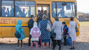 На Дону чиновники предложили детям переехать в соседний хутор, чтобы не ездить на школьном автобусе