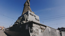 Сказ о проекте. Почему годами не ремонтируют ветшающий памятник у вокзала в Челябинске