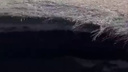 «Кусок в шахту ушел!» В поле в Ростовской области образовался кратер — видео