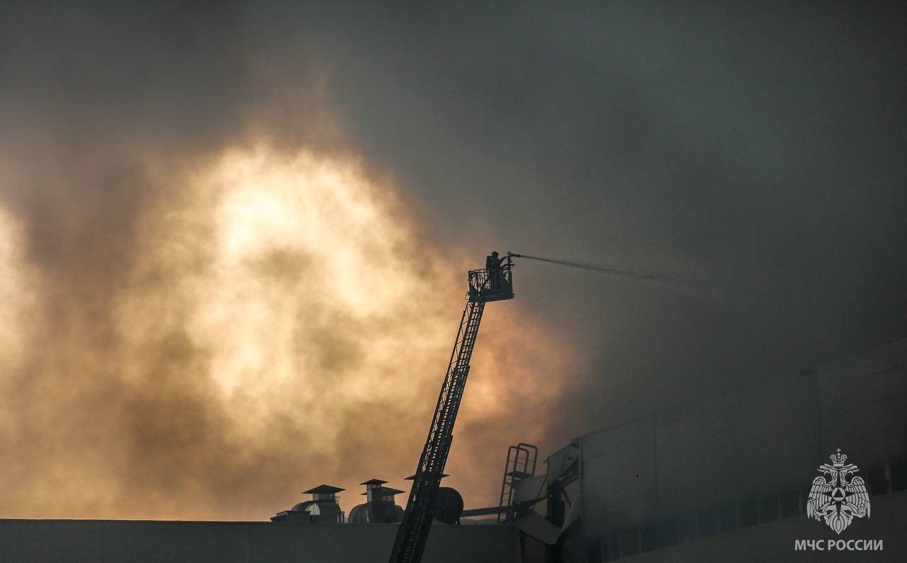 Из-за пожара на складе Wildberries воздух проверяли каждый час сразу в четырех районах