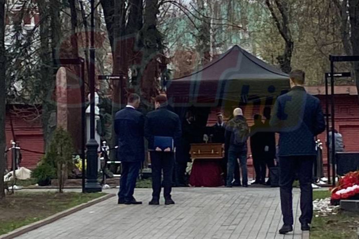 Александра Ширвиндта похоронили на Новодевичьем кладбище