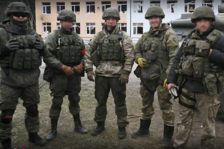 За время спецоперации офицер потерял на полях сражений нескольких своих сослуживцев За время спецоперации офицер потерял на полях сражений нескольких своих сослуживцев