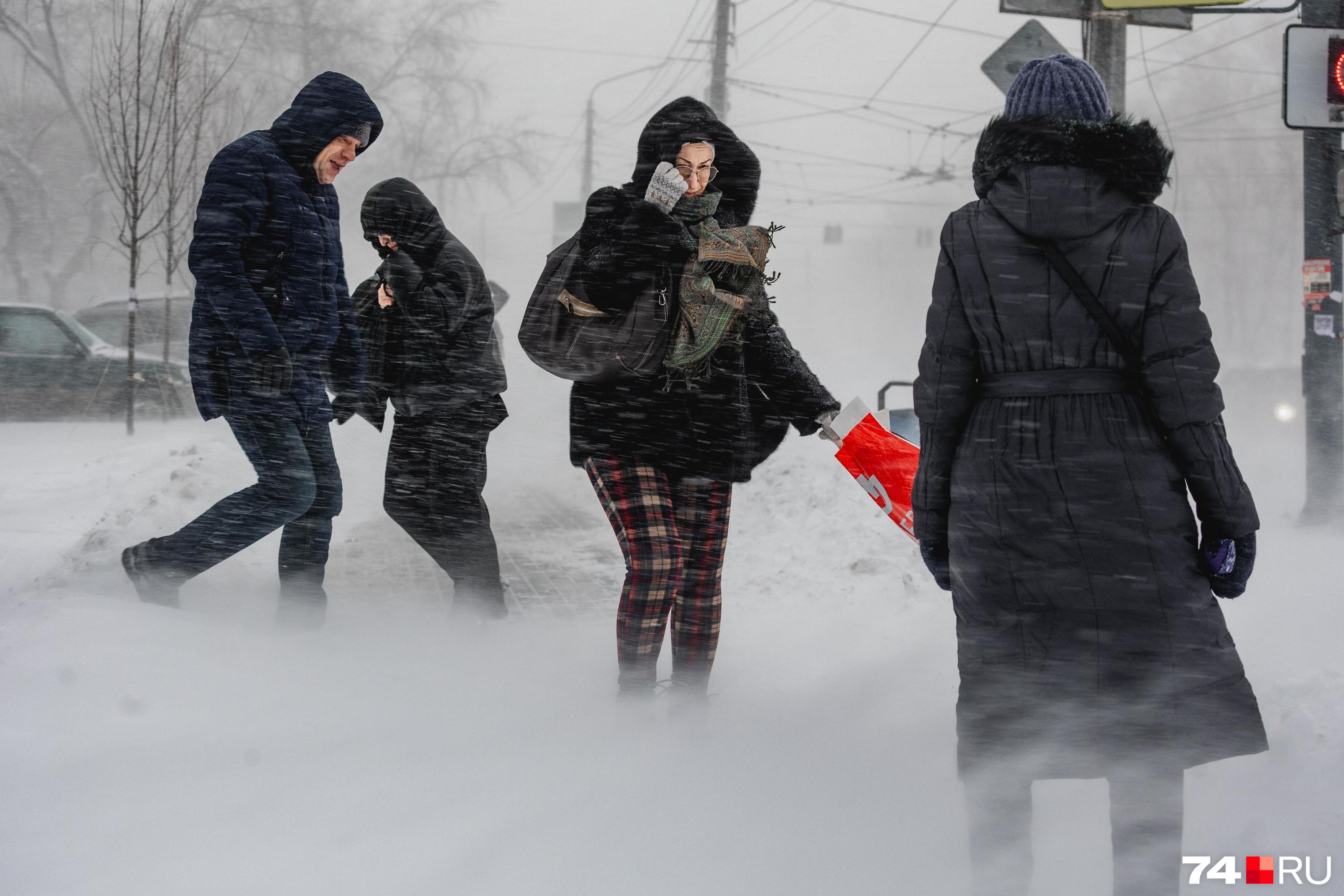 Штормовой ветер и похолодание: в Кузбассе из-за непогоды ввели режим повышенной готовности
