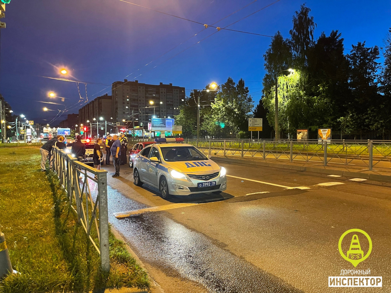 Пьяного водителя на BMW задержали на проспекте Королева в Петербурге, видео  - 10 июля 2023 - ФОНТАНКА.ру