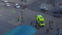 Велосипедист на большой скорости сбил ребенка на самокате в Челябинске (видео)