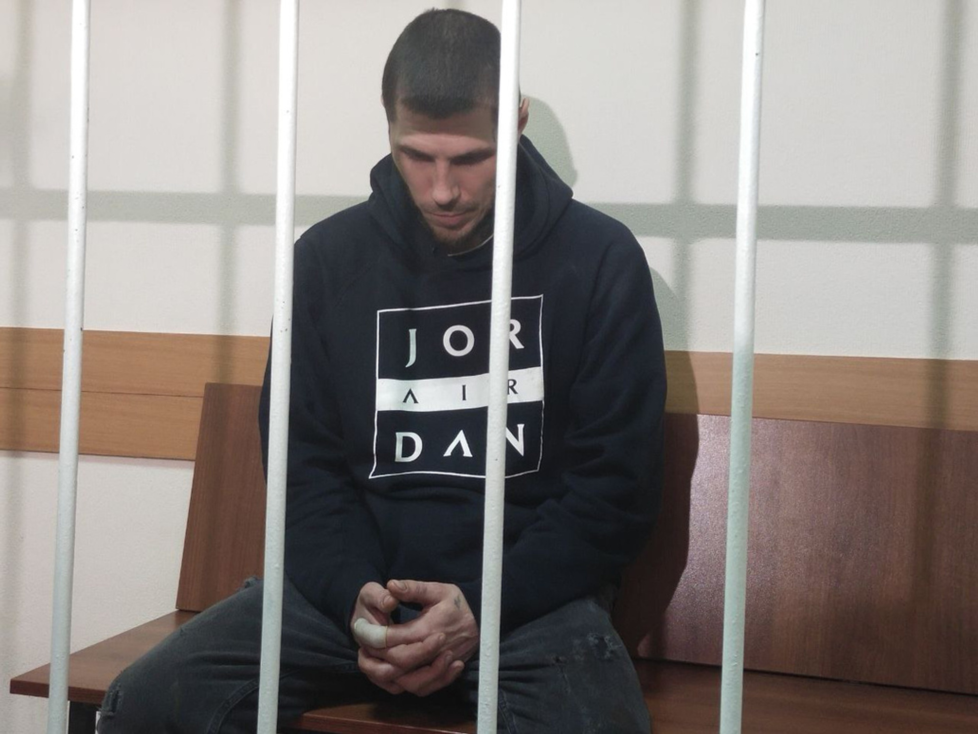 «Хотел, чтобы его убили». В Екатеринбурге осудили захватчика заложников в «Магните»