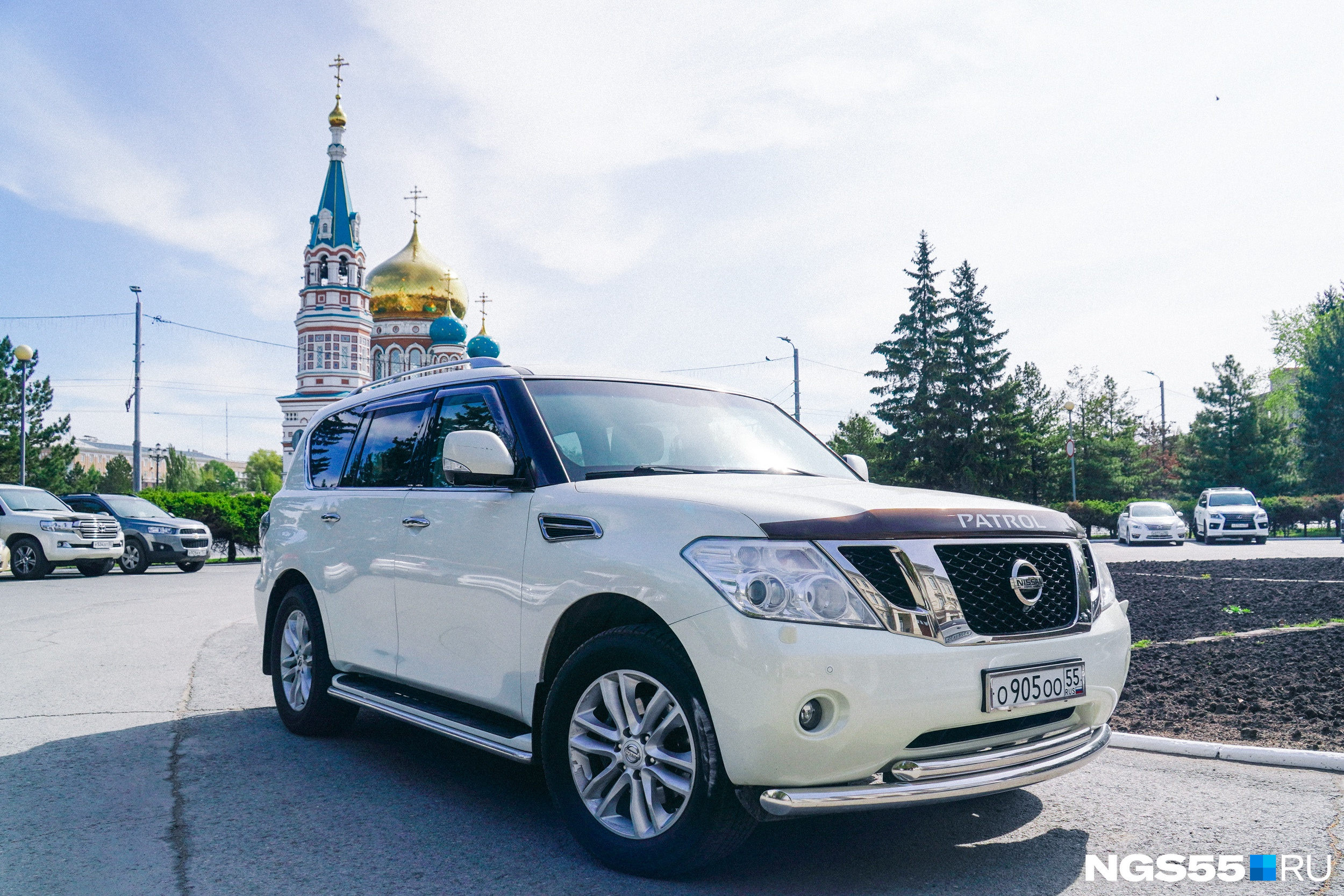 Стоит такой автомобиль с пробегом не меньше двух миллионов рублей Стоит такой автомобиль с пробегом не меньше двух миллионов рублей