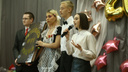 Перепели «Короля и Шута» и «Бандитский Петербург»: 5 выступлений новосибирских школьников на последних звонках