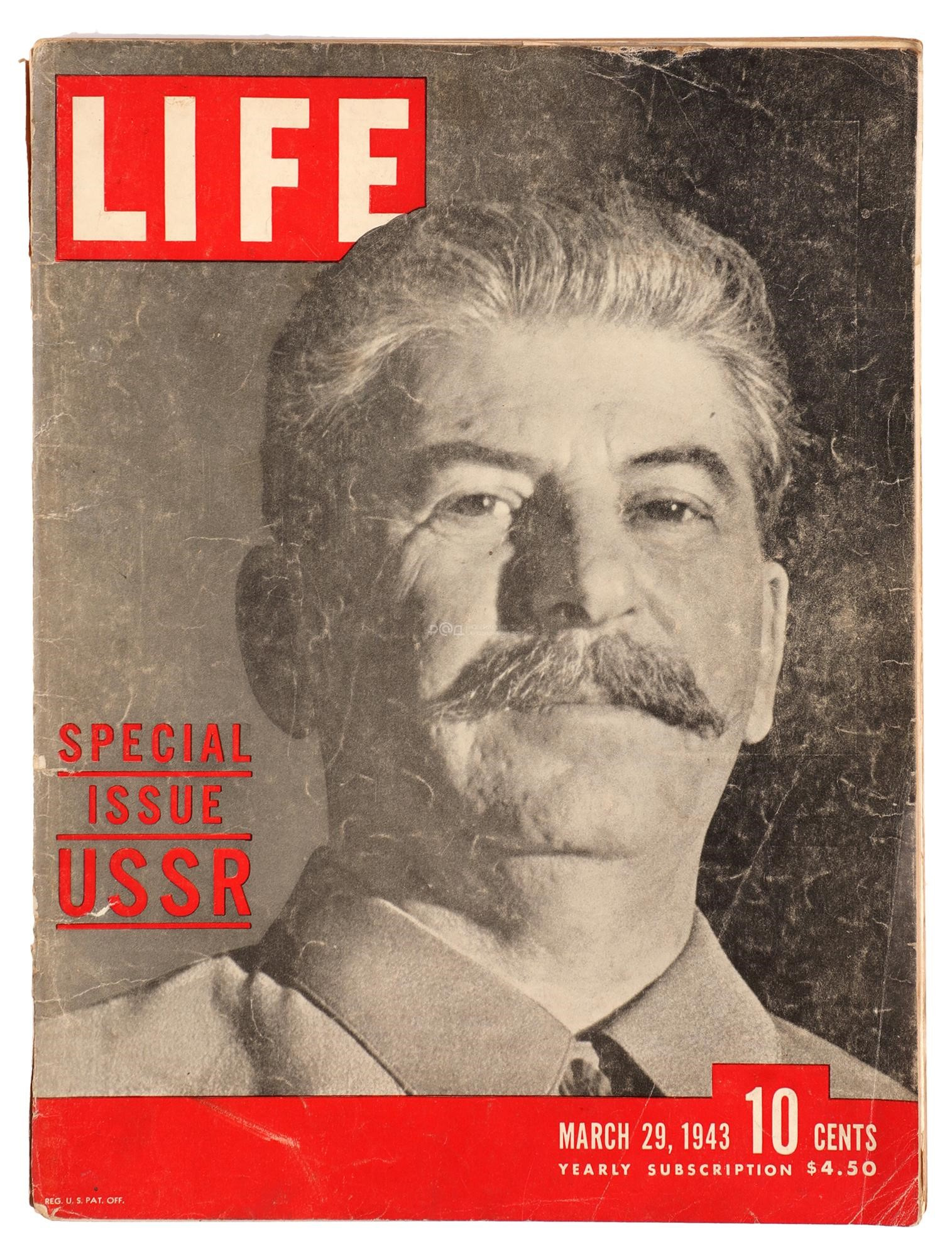 «Спецвыпуск «СССР» журнала «Life» от 29 марта 1943 года с портретом Сталина на обложке ушел с молотка за 60 тысяч рублей.
