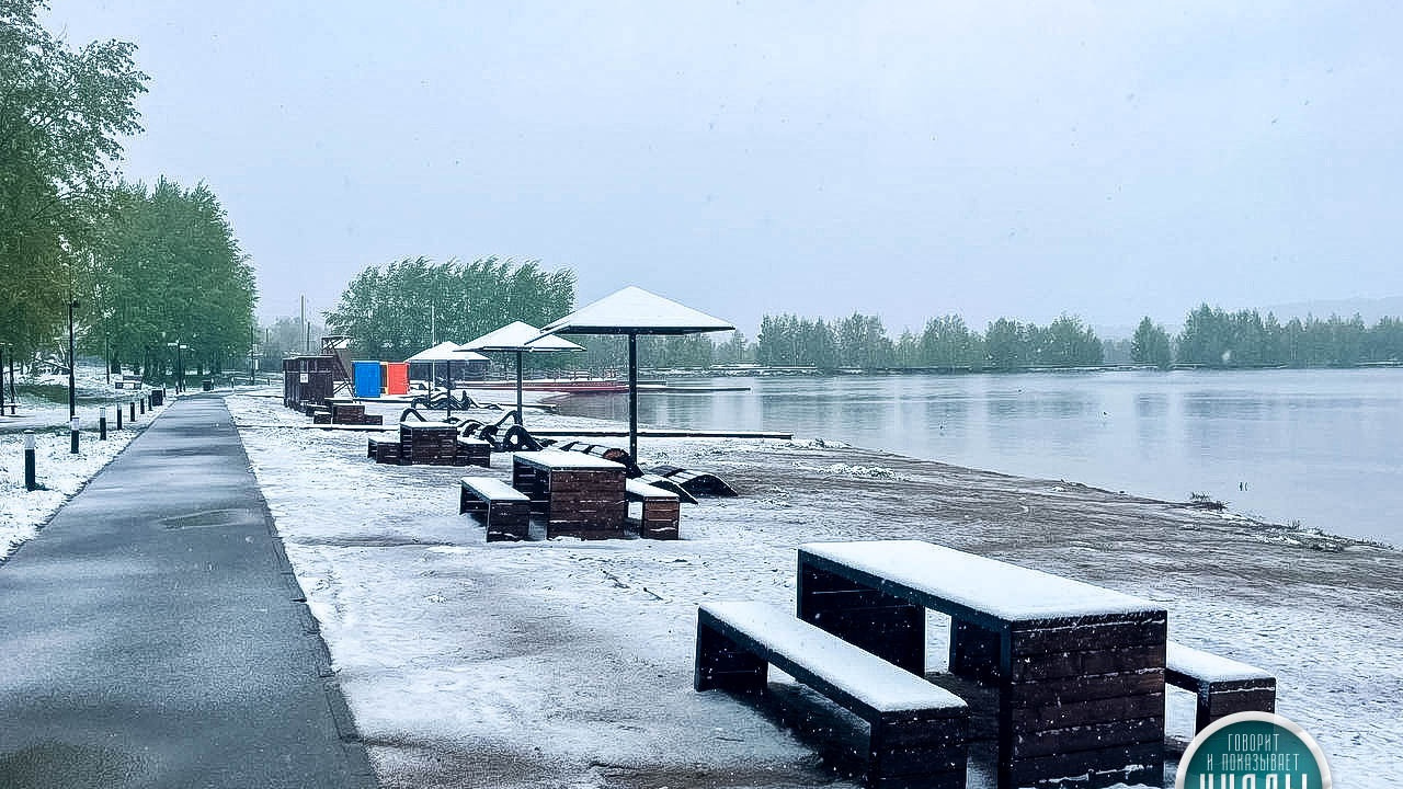 В южных районах Башкирии за две недели до лета выпал снег — видео