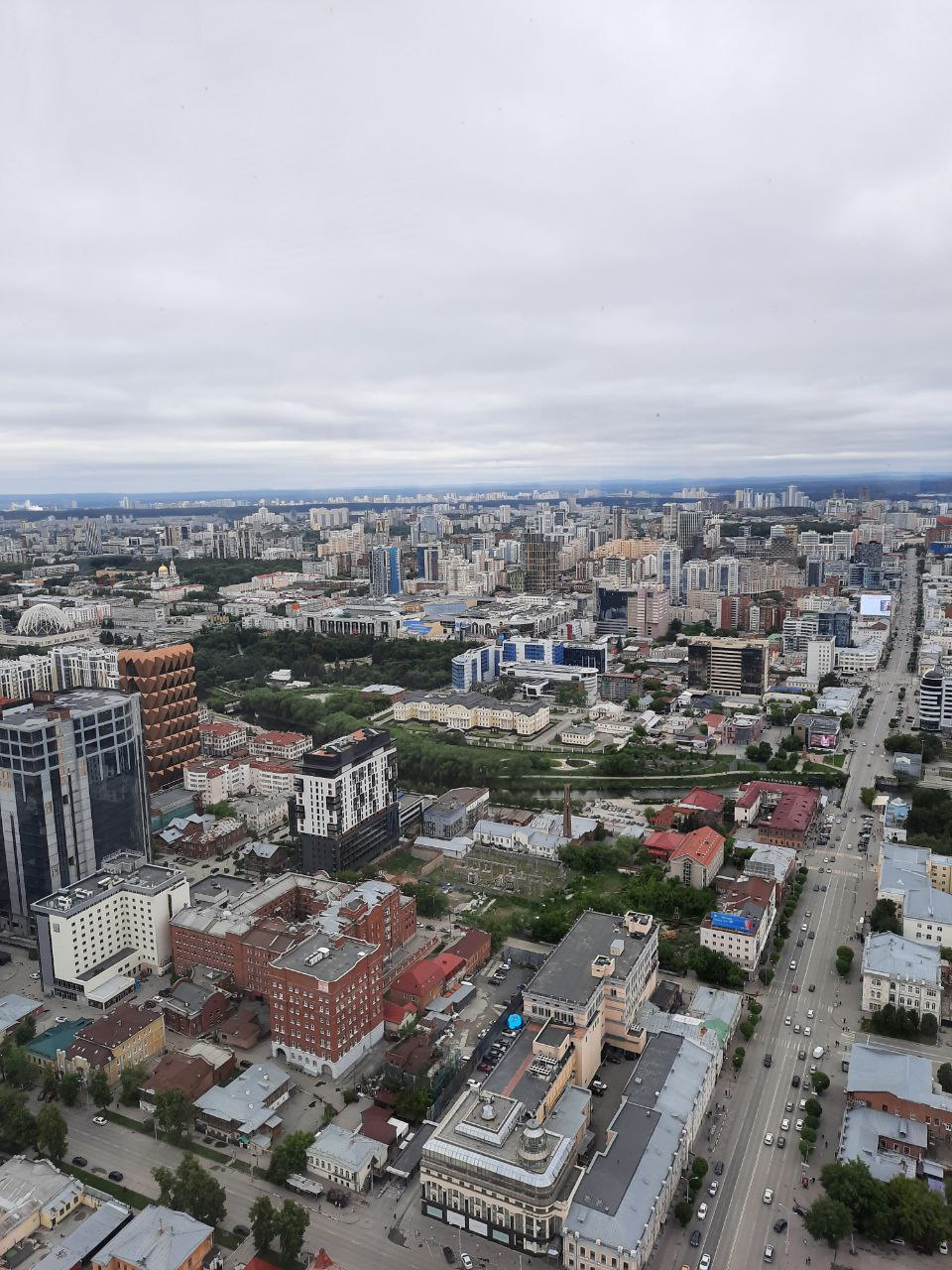 Вид на город с небоскреба «Высоцкий» Вид на город с небоскреба «Высоцкий»
