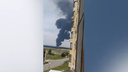 В Воронеже горит огромный резервуар с топливом: черный столб дыма видно отовсюду