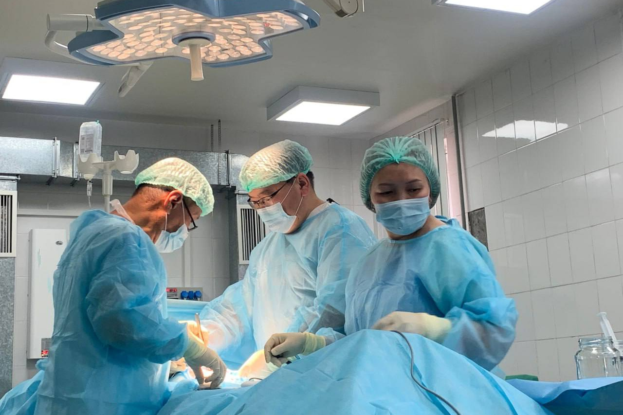 Название медицинских профессий. Врачи-специалисты список. График приема врачей. Рпасписаниеработы врачей. Расписание врачей.