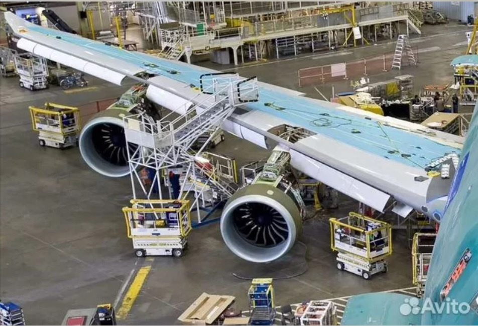 Сколько стоит крыло от самолета и сбитый боинг: цены на воздушные суда ...
