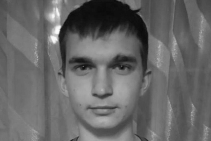 «Его убил друг какого-то смотрящего»: в Волгограде жестоко зарезали 18-летнего арбитра