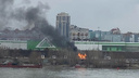 В Новосибирске загорелся домик на базе отдыха у «Леруа Мерлен»