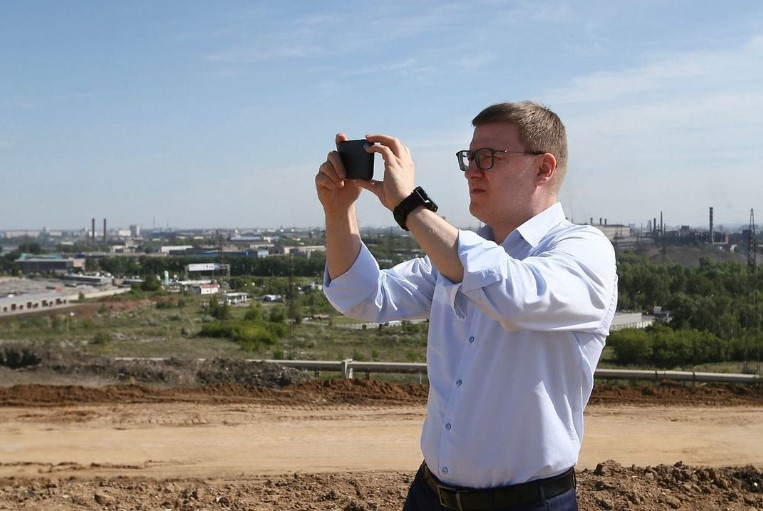 Губернатор Алексей Текслер любит фотографировать