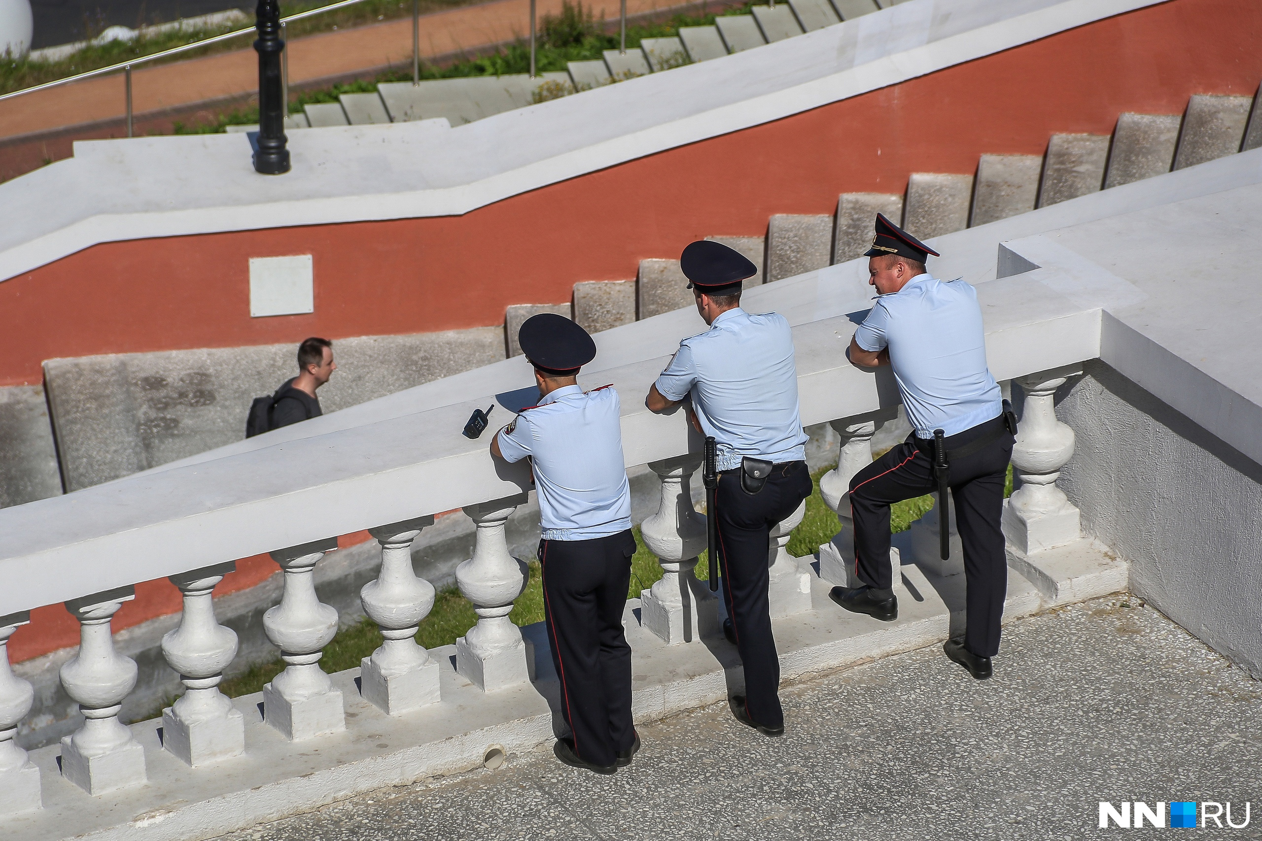 Но в рамках закона и приличия, конечно! Но в рамках закона и приличия, конечно!