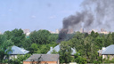Над улицей Бориса Богаткова поднялся столб дыма — фото с места
