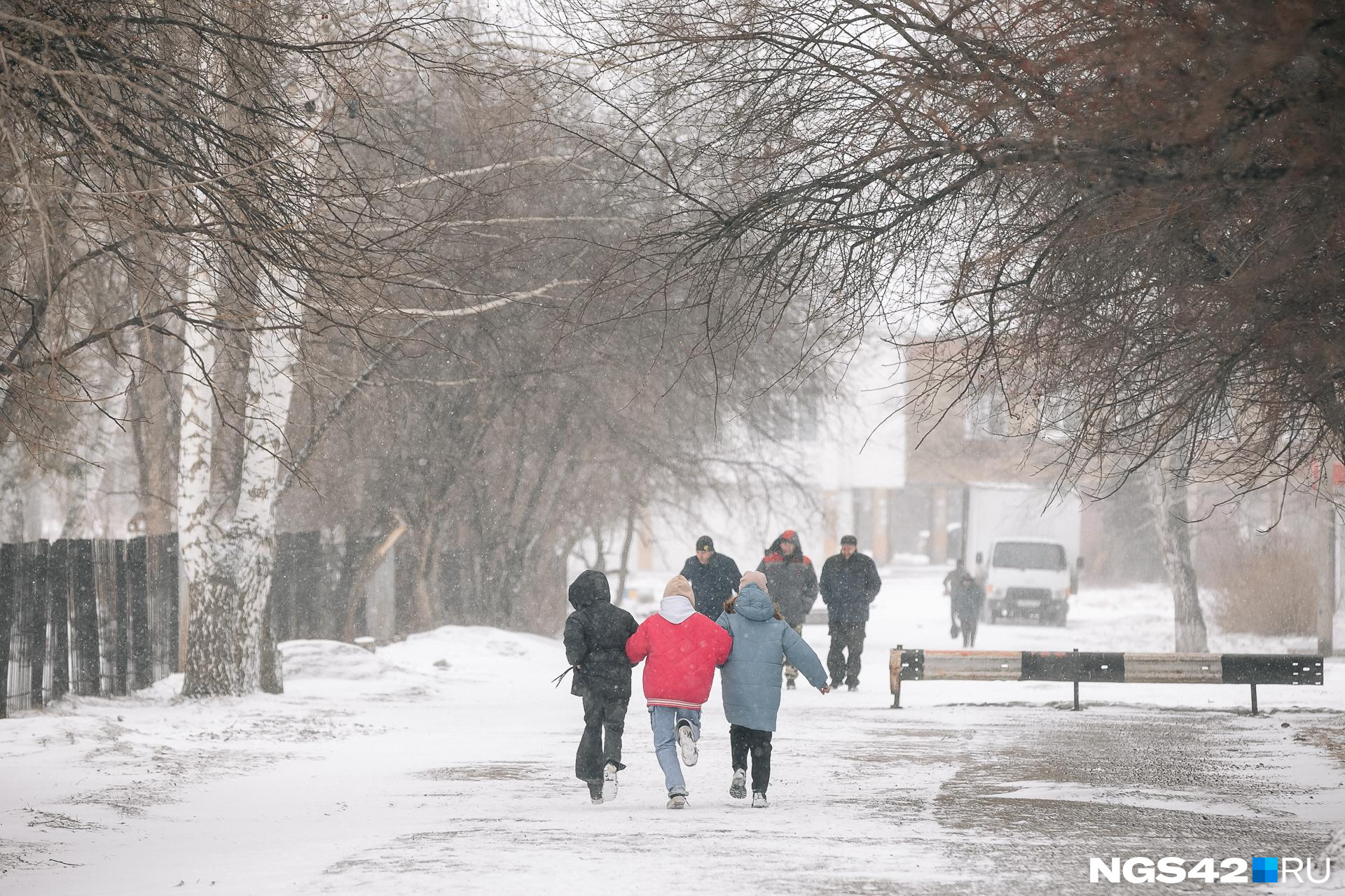 Дойдет ли до Кузбасса циклон «Ольга», который несет в Москву рекордные снегопады — узнали у синоптиков