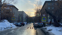 Двухлетнего мальчика на санках сбили на пешеходном переходе в Новосибирске