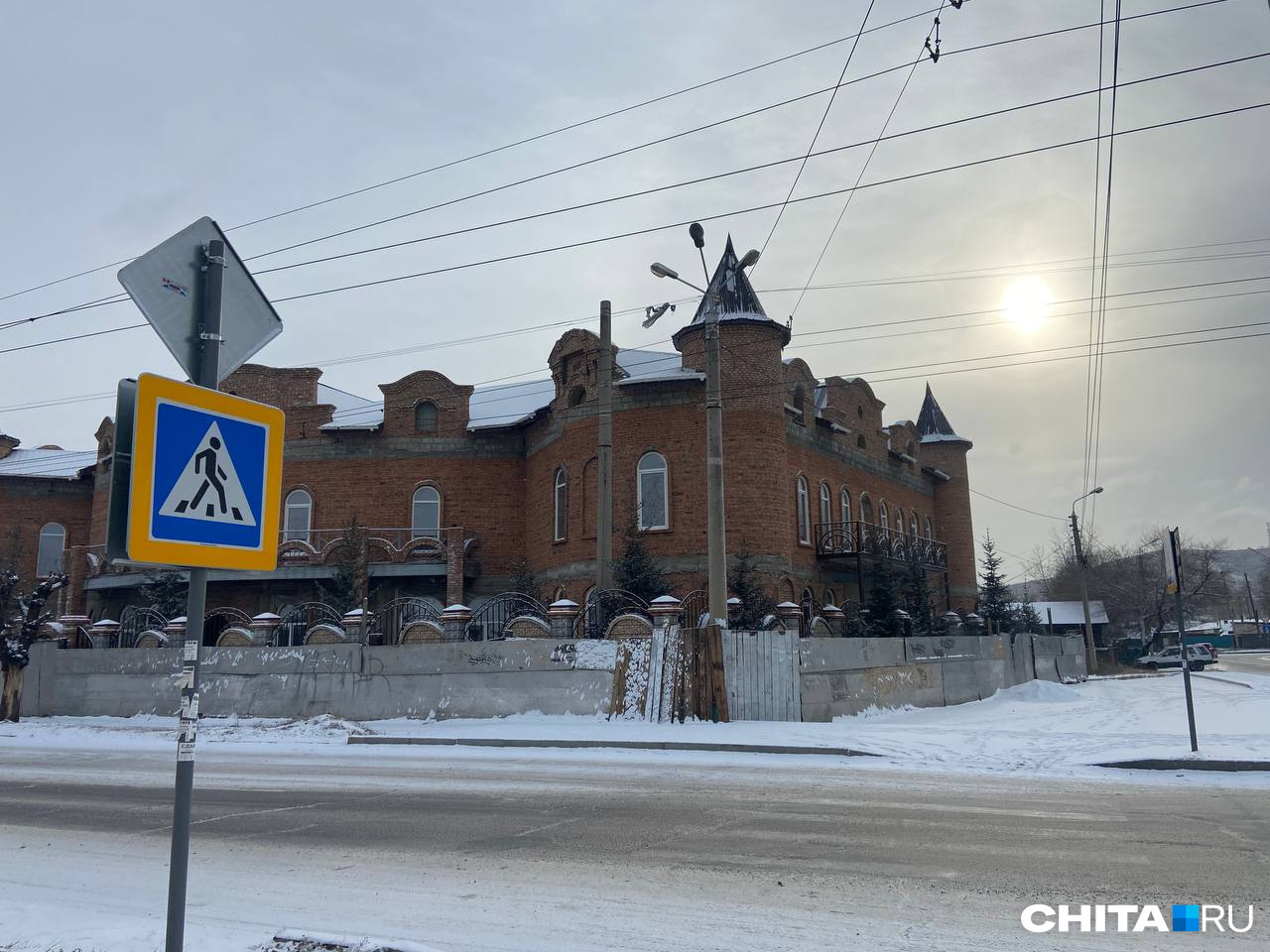 Дом-замок на Комсомольской в Чите попытаются снести через суд