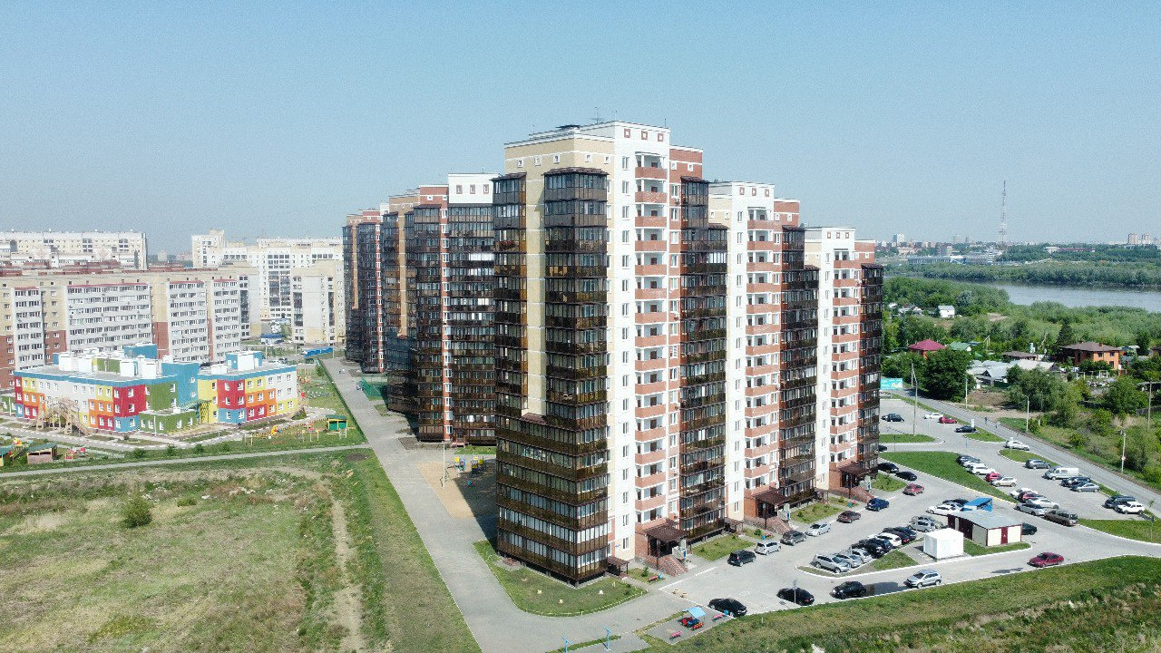Микрорайон Прибрежный конкурировал также с жилым комплексом на 1-й Островской