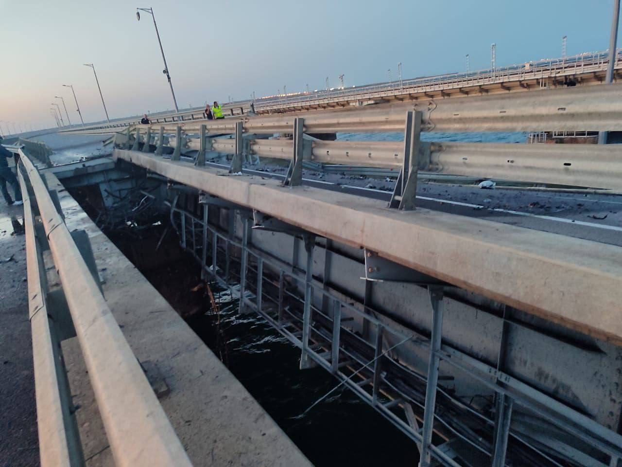 Один пролет не подлежит восстановлению: Хуснуллин рассказал Путину о состоянии Крымского моста