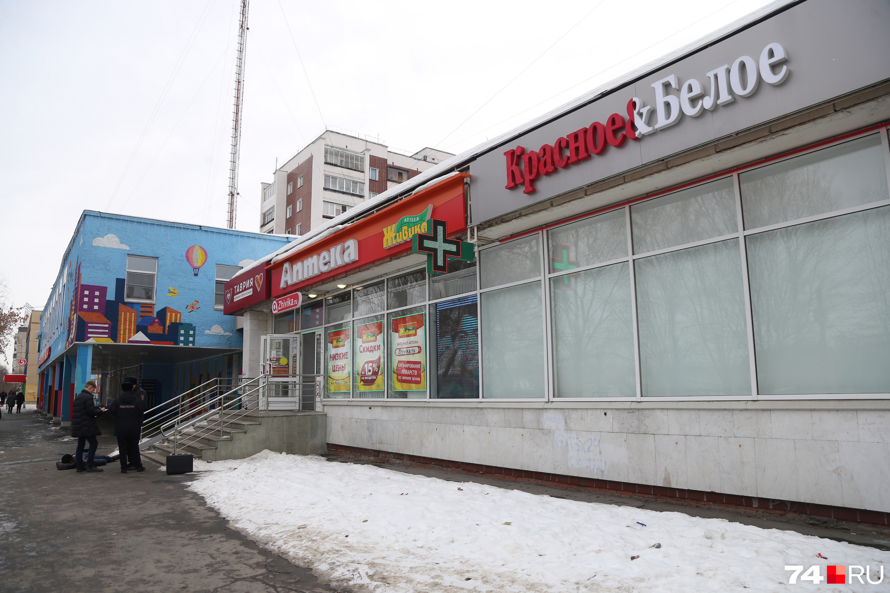 В последний раз живым мужчину видели продавцы алкомаркета В последний раз живым мужчину видели продавцы алкомаркета