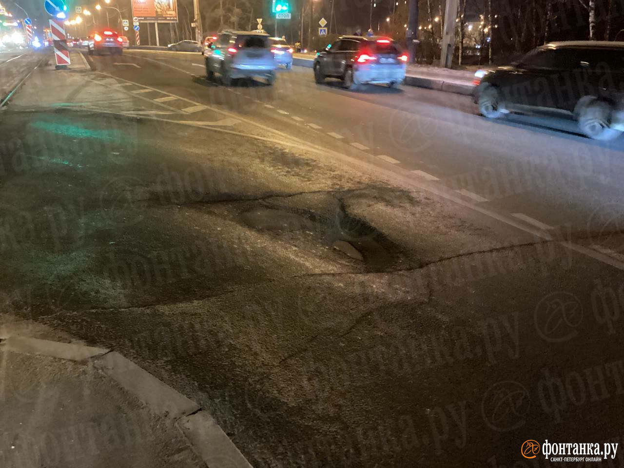 В Петербурге чиновники отчитались о заделанной яме на проспекте Энгельса,  прикрыв ее машиной - 21 ноября 2023 - ФОНТАНКА.ру