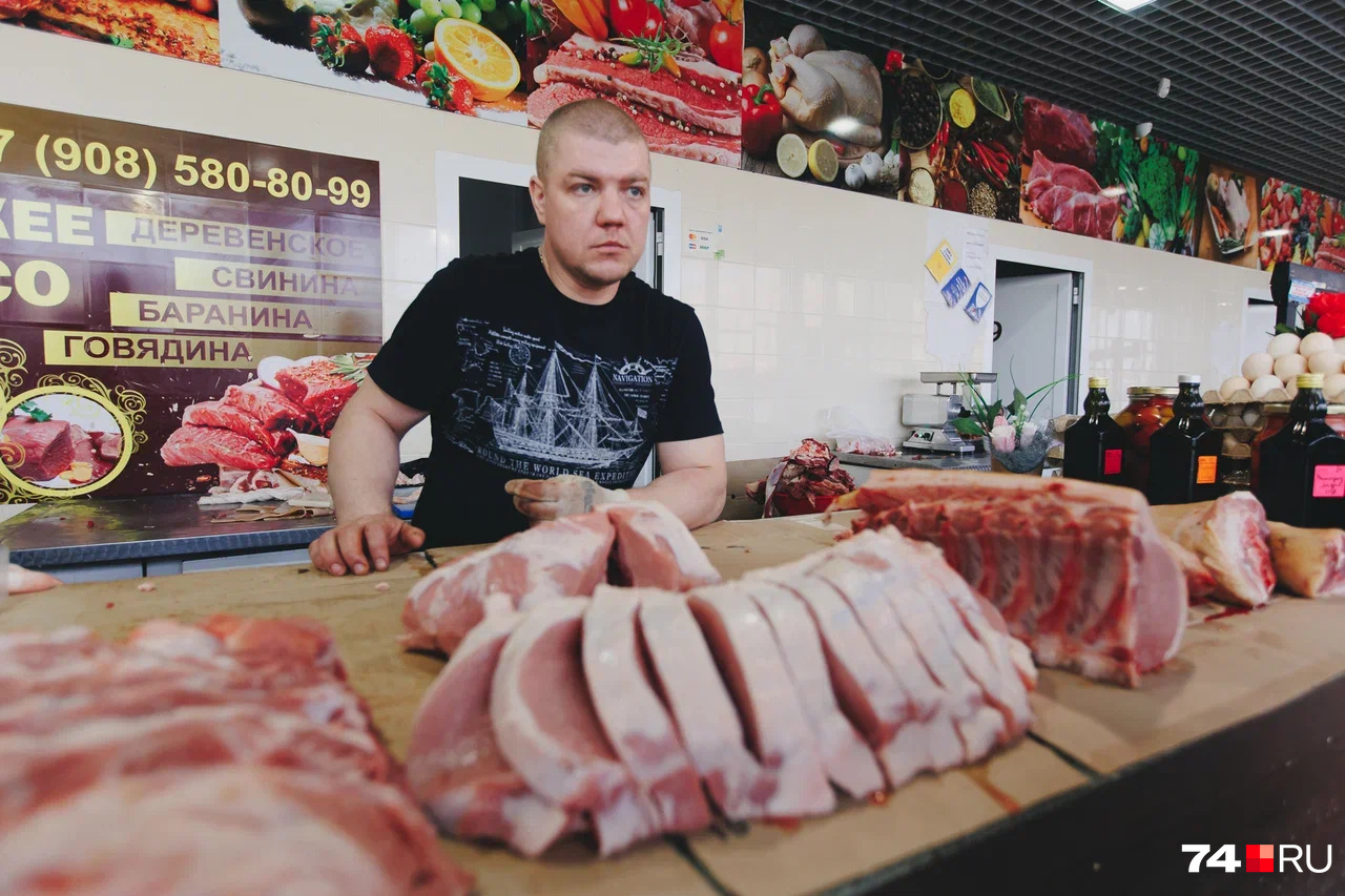 Мясо здесь тоже порежут как нужно, могут даже замариновать Мясо здесь тоже порежут как нужно, могут даже замариновать