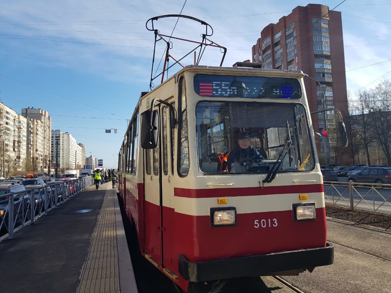 Первая камера для фиксации нарушений ПДД на трамвайных выделенках появилась в Петербурге