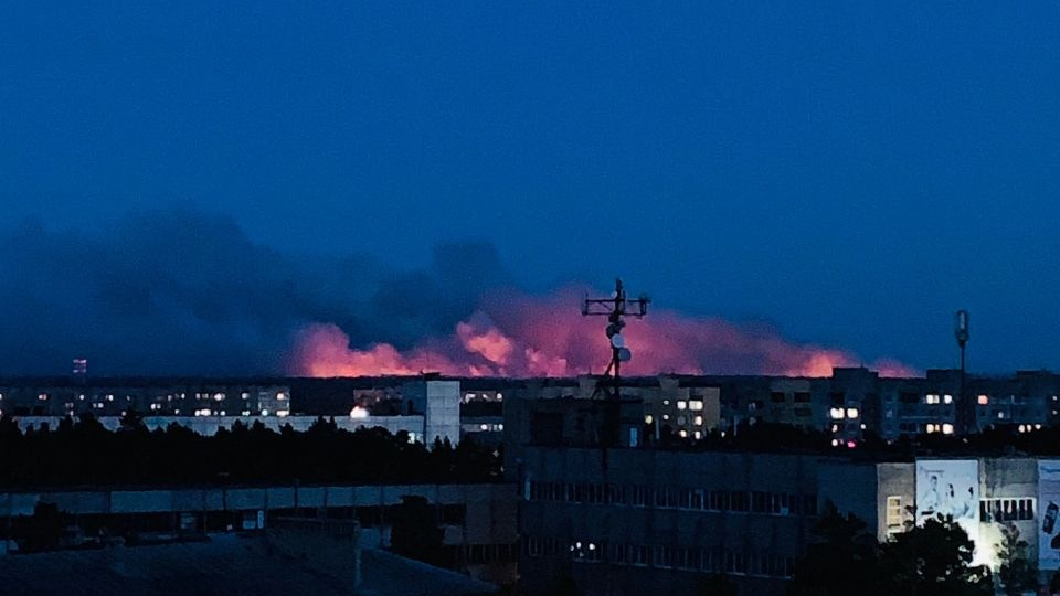 Дым чувствуется даже в Иркутске. Трава горит в районе объездной Ангарска